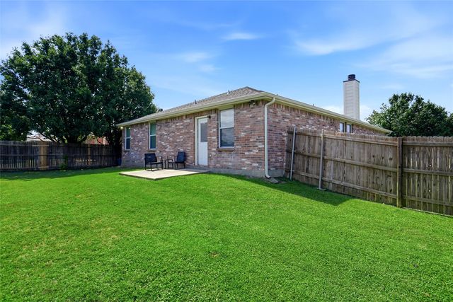 1701 Creek Bend Lane, Little Elm, TX 75068