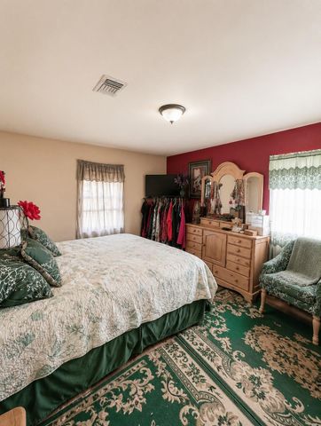 1700 W Republic Avenue, Baytown, TX 77520