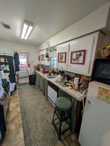 1700 W Republic Avenue, Baytown, TX 77520