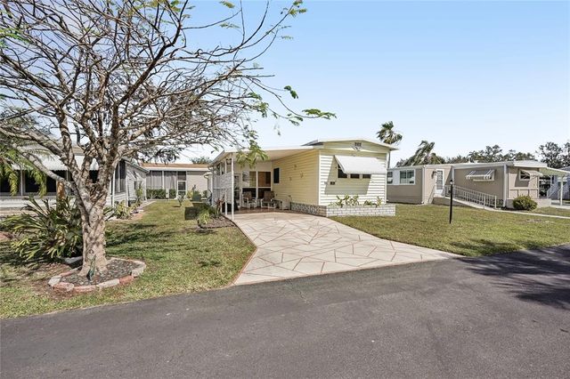 5316 53RD AVENUE E I14, Bradenton, FL 34203