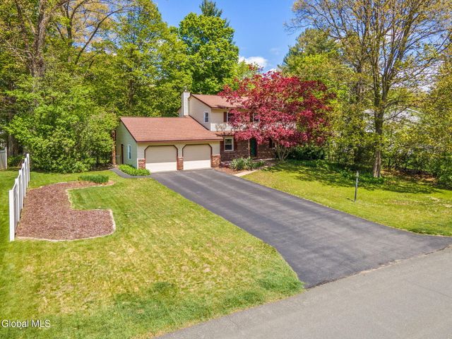13 Pinehurst Drive, Clifton Park, NY 12065
