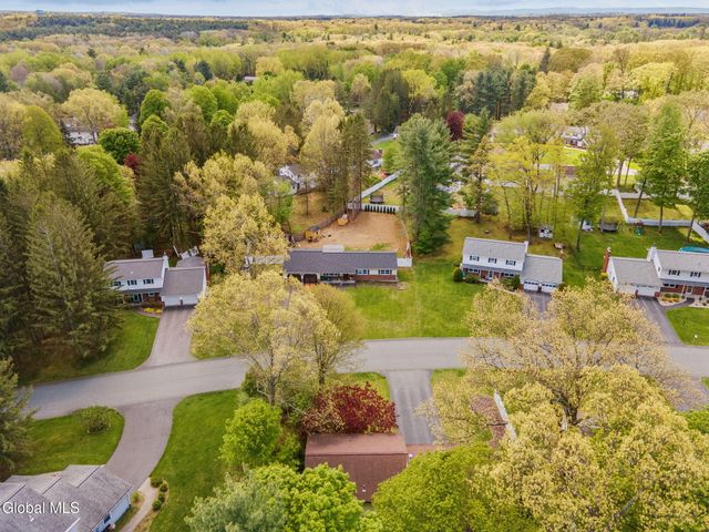 13 Pinehurst Drive, Clifton Park, NY 12065