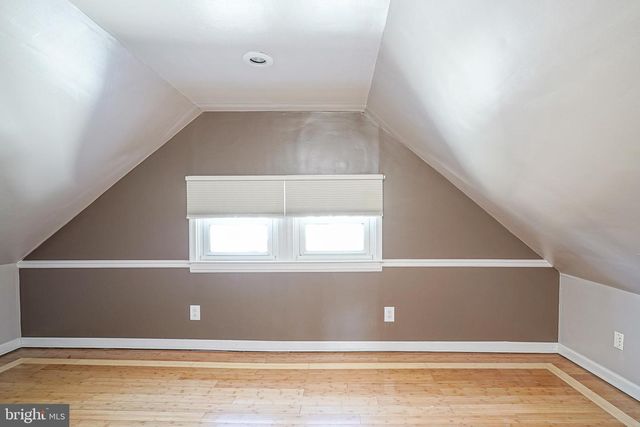 11 E HAINES AVE, Barrington, NJ 08007