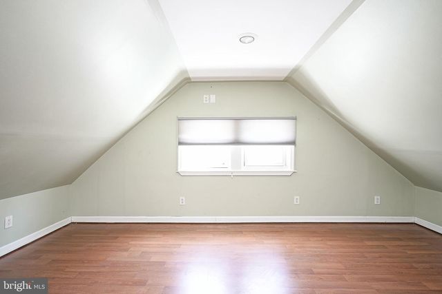 11 E HAINES AVE, Barrington, NJ 08007