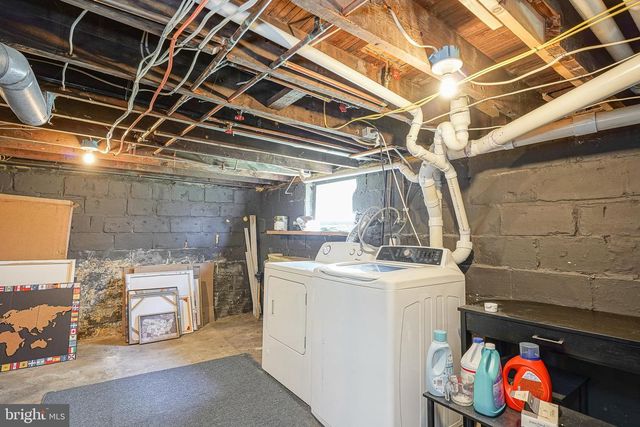 11 E HAINES AVE, Barrington, NJ 08007