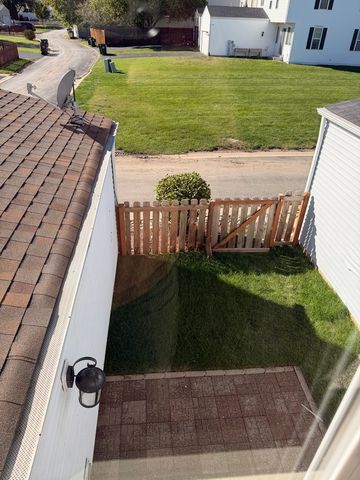 172 Presidential Boulevard 172, Oswego, IL 60543