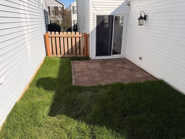 172 Presidential Boulevard 172, Oswego, IL 60543