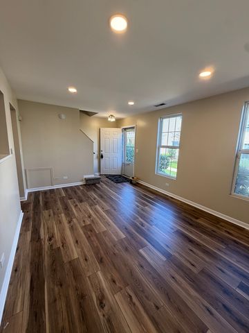 172 Presidential Boulevard 172, Oswego, IL 60543