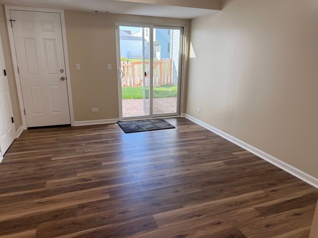172 Presidential Boulevard 172, Oswego, IL 60543