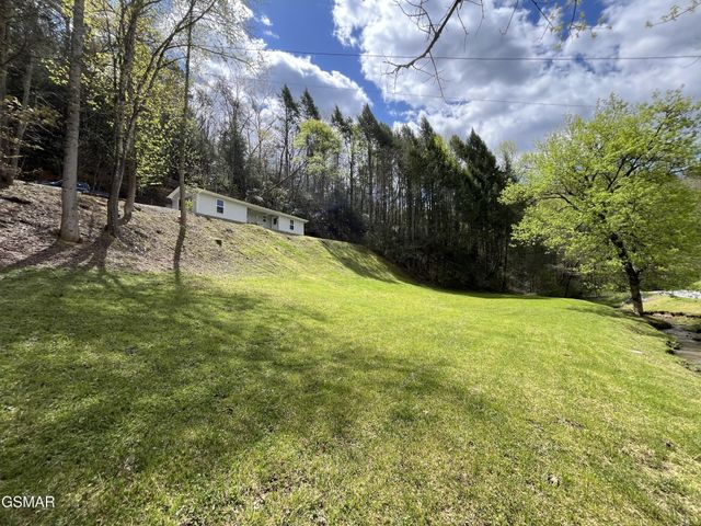 1714 Laurel Lane, Sevierville, TN 37876