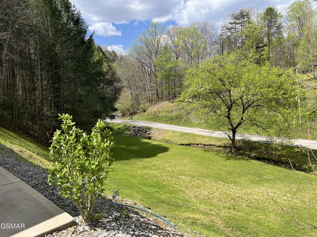 1714 Laurel Lane, Sevierville, TN 37876