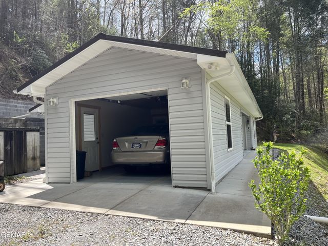1714 Laurel Lane, Sevierville, TN 37876