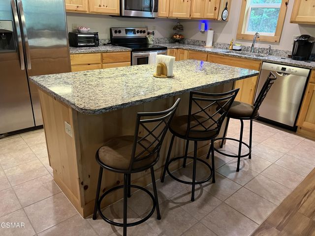 1714 Laurel Lane, Sevierville, TN 37876