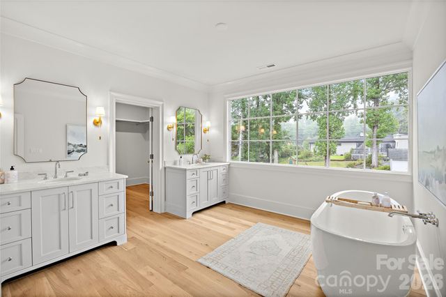 4811 Gaynor Road, Charlotte, NC 28211
