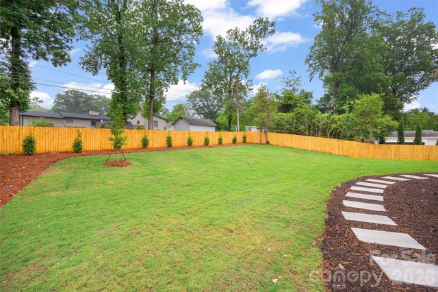 4811 Gaynor Road, Charlotte, NC 28211