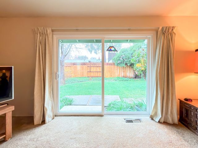 12 Lakewood Way, Chico, CA 95926