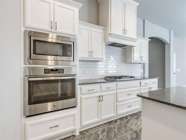 3627 Carolyn Ridge Road, Norman, OK 73071