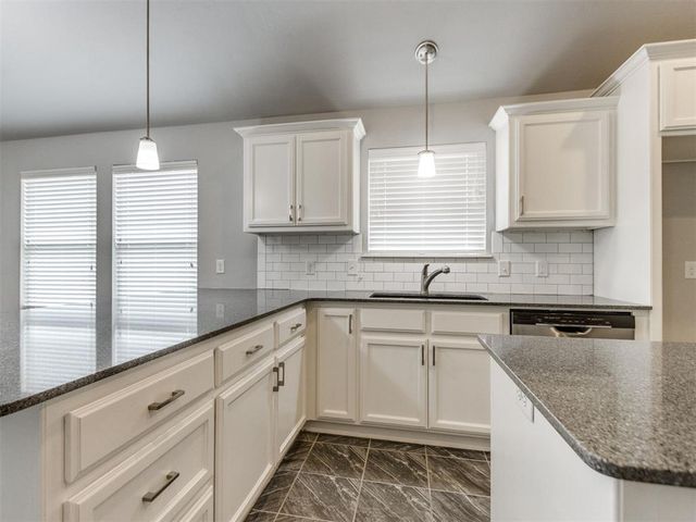 3627 Carolyn Ridge Road, Norman, OK 73071