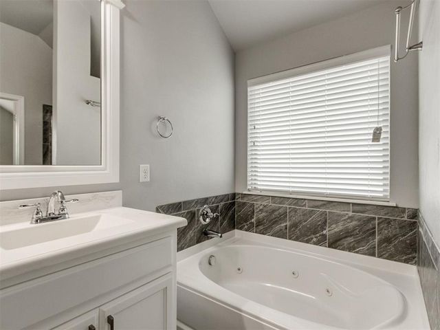 3627 Carolyn Ridge Road, Norman, OK 73071