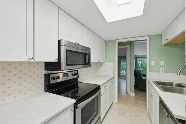 12824 Midway Road 2136, Dallas, TX 75244