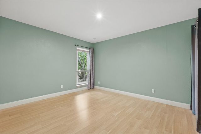 12824 Midway Road 2136, Dallas, TX 75244
