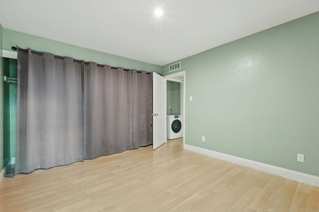 12824 Midway Road 2136, Dallas, TX 75244