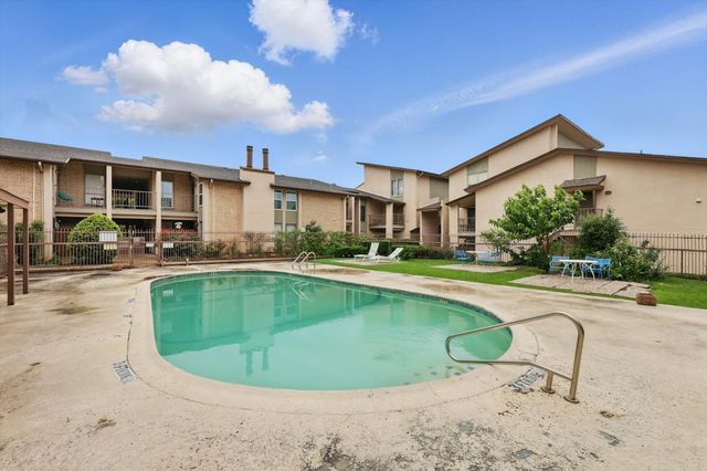 12824 Midway Road 2136, Dallas, TX 75244