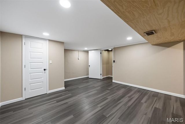 1045 Florland Drive, Florissant, MO 63031
