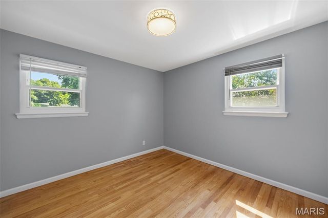 1045 Florland Drive, Florissant, MO 63031