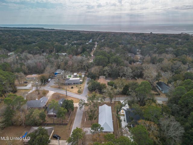 8900 Pointe Aux Chenes Road, Ocean Springs, MS 39564
