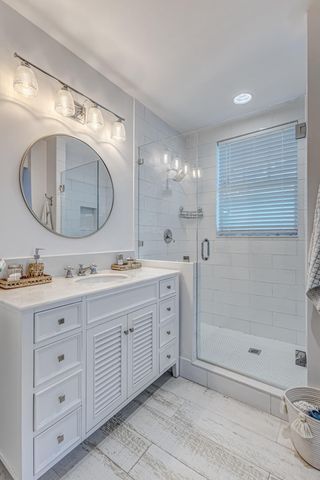 1701 Mizzenmast Way, Jupiter, FL 33477