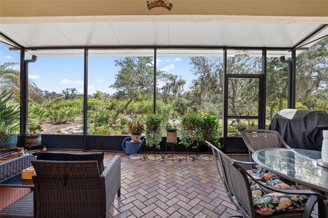 1525 EMERALD DUNES DRIVE, Sun City Center, FL 33573