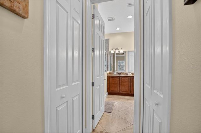 1525 EMERALD DUNES DRIVE, Sun City Center, FL 33573