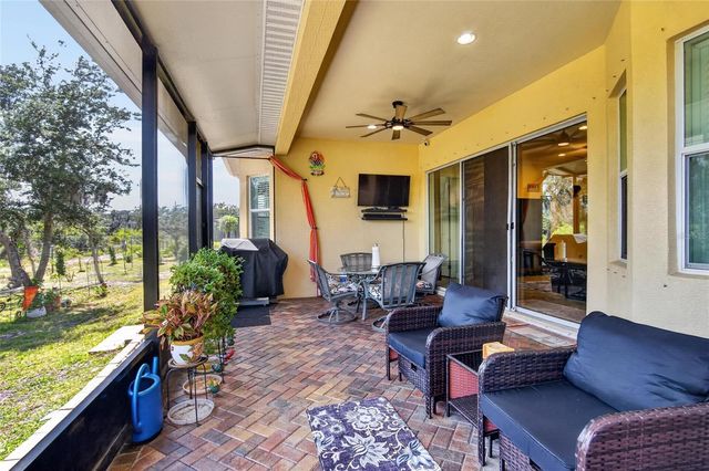1525 EMERALD DUNES DRIVE, Sun City Center, FL 33573