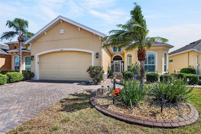 1525 EMERALD DUNES DRIVE, Sun City Center, FL 33573