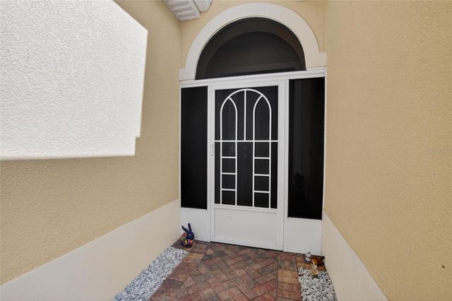 1525 EMERALD DUNES DRIVE, Sun City Center, FL 33573