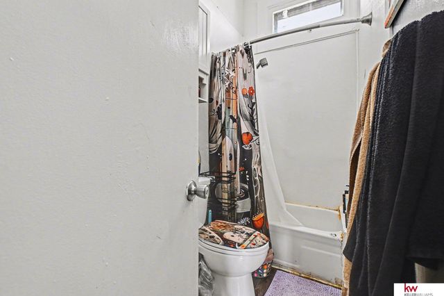 3026 S 18Th Street, Omaha, NE 68108