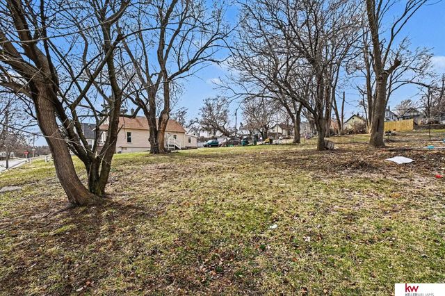 3026 S 18Th Street, Omaha, NE 68108