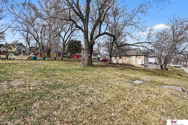 3026 S 18Th Street, Omaha, NE 68108