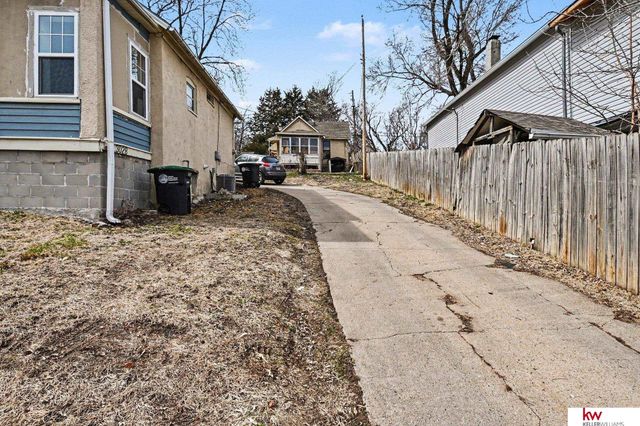 3026 S 18Th Street, Omaha, NE 68108