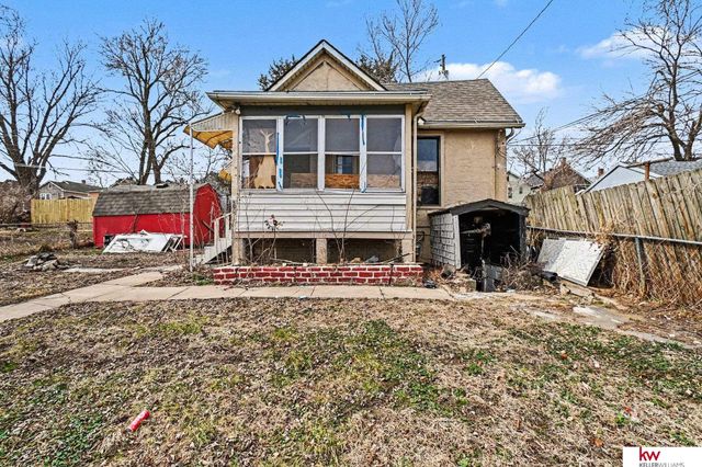 3026 S 18Th Street, Omaha, NE 68108