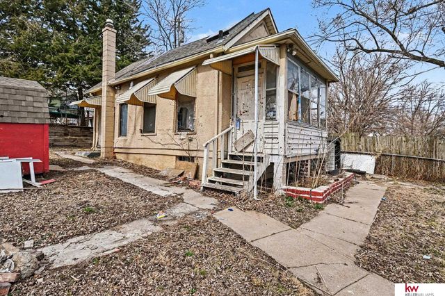 3026 S 18Th Street, Omaha, NE 68108