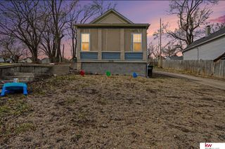 3026 S 18Th Street, Omaha, NE 68108