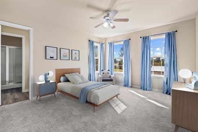 16830 Eagle Dr, Gladewater, TX 75647