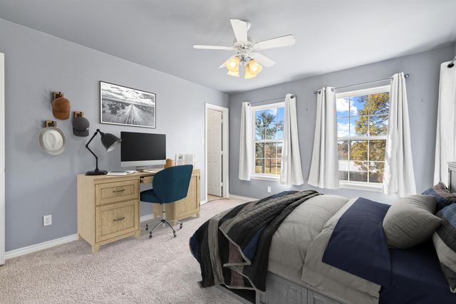 16830 Eagle Dr, Gladewater, TX 75647