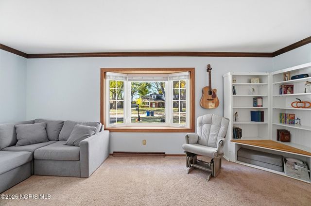 2403 Ragan Woods Drive, Toledo, OH 43614