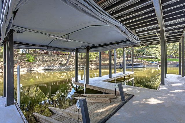 1336 S Lakeside Drive, Burnet, TX 78611