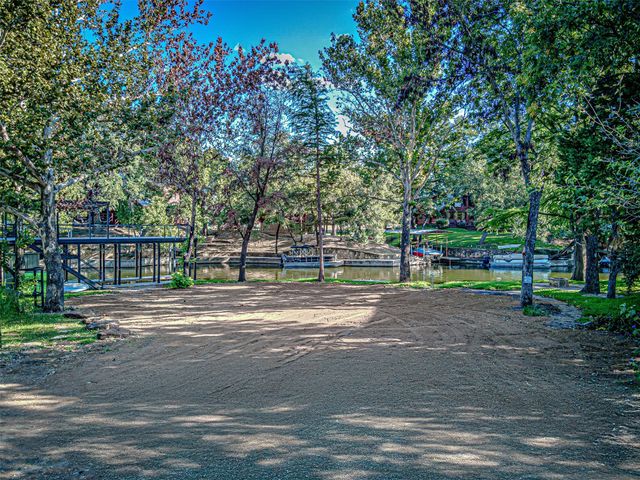 1336 S Lakeside Drive, Burnet, TX 78611