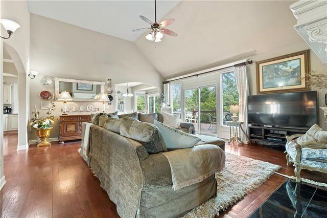 28919 Hackberry Circle, Paola, KS 66071