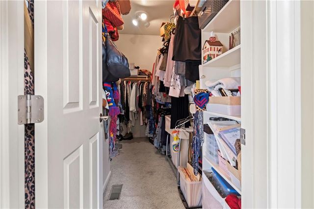 28919 Hackberry Circle, Paola, KS 66071